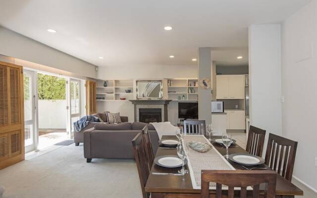 Large Mission Bay Apartment
