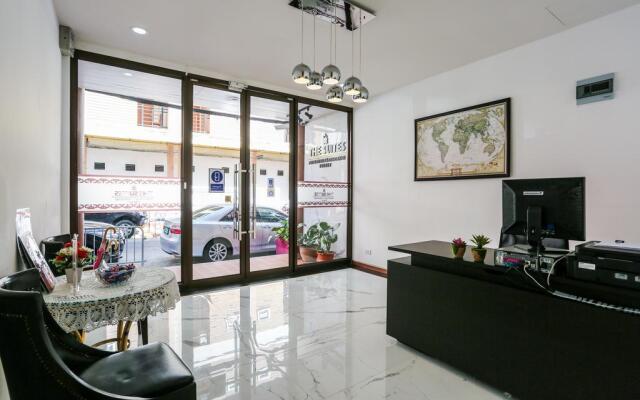 The Suites Apartment & Residence Phuket