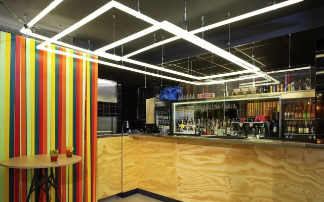 Jo&Joe Paris Nation — Hostel