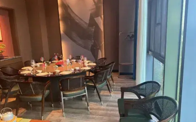 Sanchuan Song Hotel