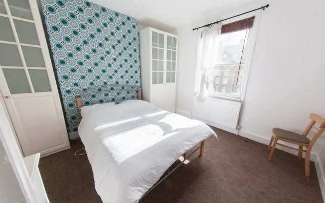 Bright, Spacious 1BR Flat for 2 in Walham