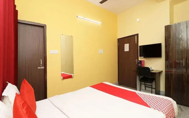 OYO 11319 Brickwood Guest House