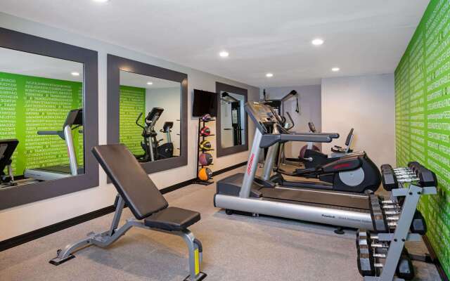 La Quinta Inn & Suites by Wyndham Las Vegas Nellis