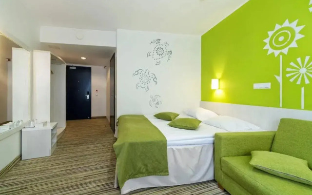 Tallink Express Hotel