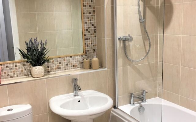 Kintyre Apartment