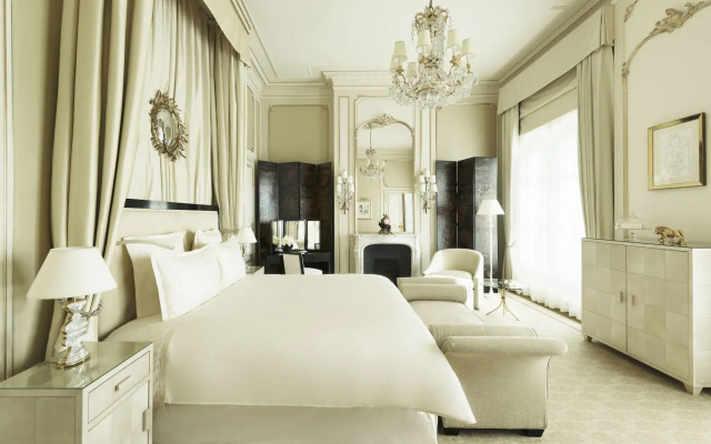 Ritz Paris