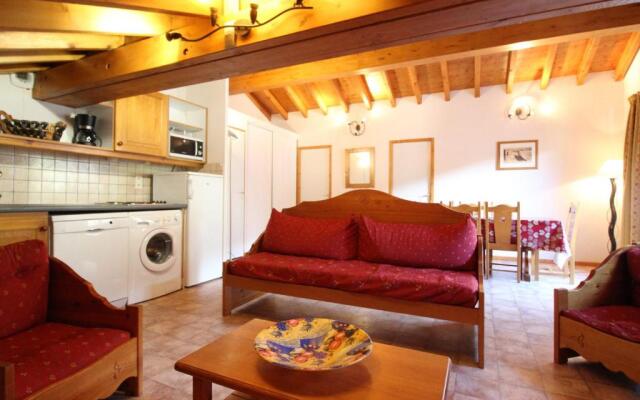 Appartement Lanslevillard, 3 pièces, 7 personnes - FR-1-508-7