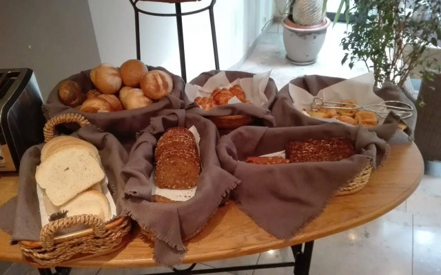 Leonardo Hotel Antwerp The Plaza