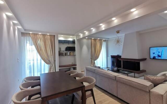 Cassiopeia - Glyfada Apartment