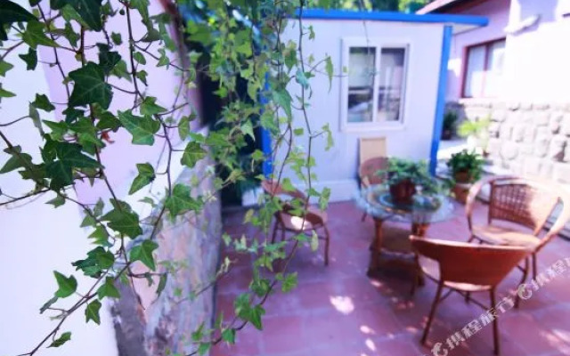 Jiuhaobing Youth Hostel