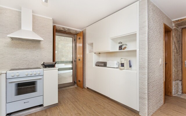 Casa com Piscina e Bungalow em Esposende by Izibookings