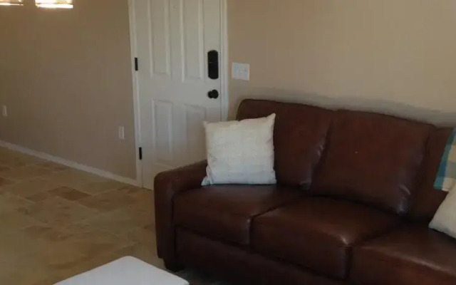 One-Bedroom New Raven Condo