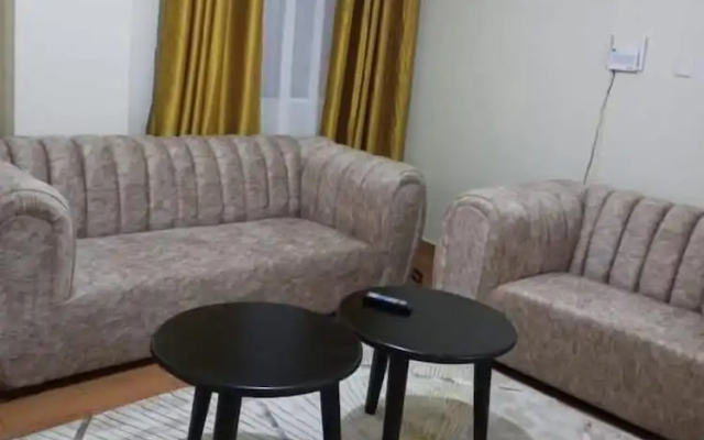 Lux Suites Wawazi Court Apartments