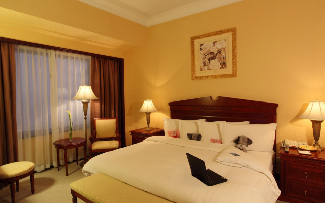 Holiday Inn Shanghai Nanjing Road