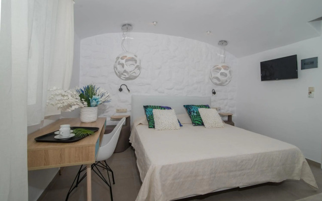 Spiros Hotel
