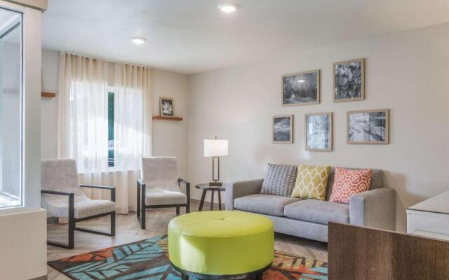 WoodSpring Suites Atlanta McDonough