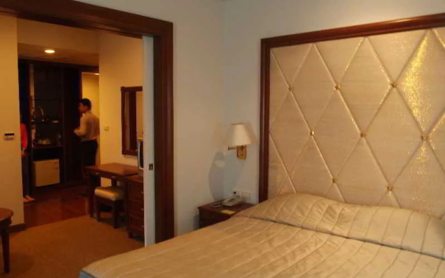 Silk Suite Silom