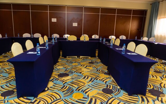 The Grand Palace Hotel