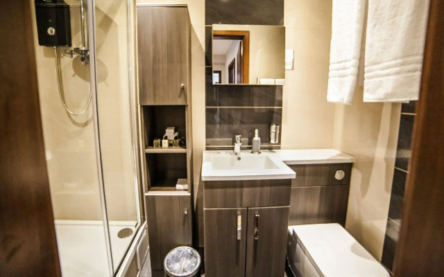 Hampton Suites Serviced Apartments