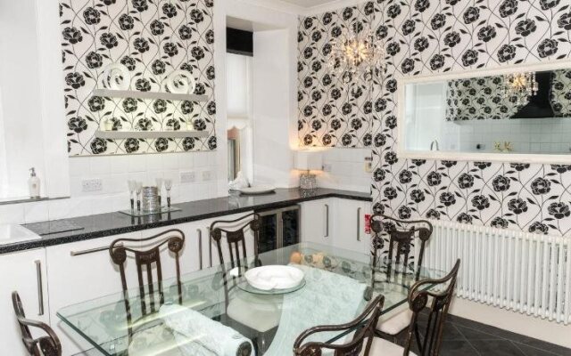 Northcliff Manor