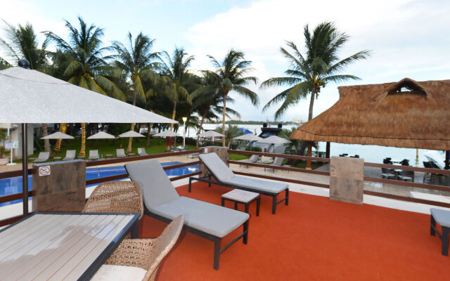 Sina Suites Cancún - Adults Only