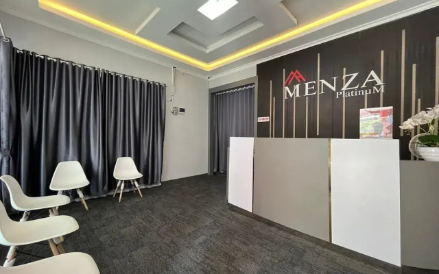 Capital O 94208 Homtel Menza plantinum