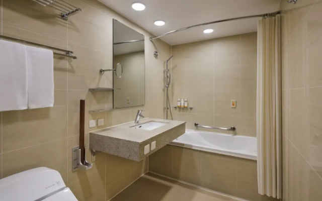 Four Points Flex by Sheraton Kobe Sannomiya