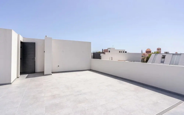 Yamas Urban Living Olympia Suites