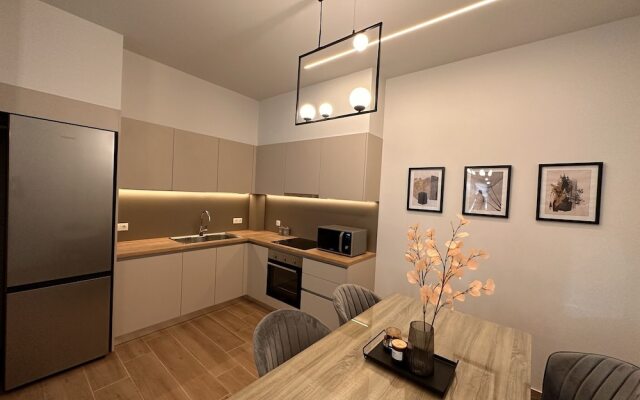 Elia luxury residence