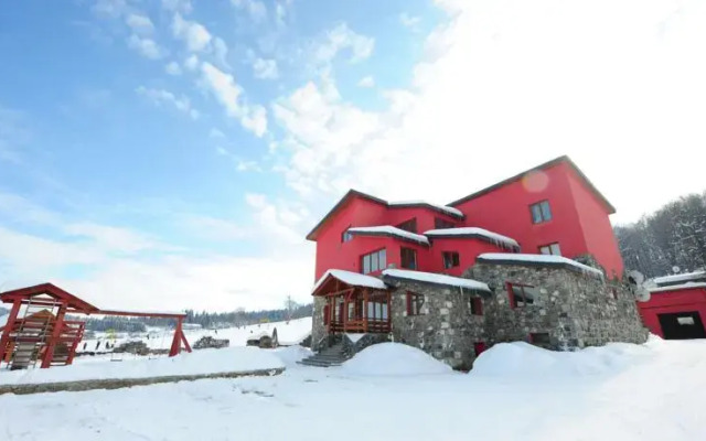Hotel Red House
