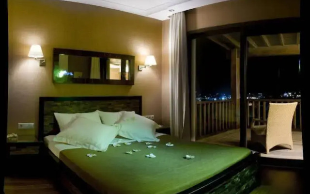 Sandima 37 Suites Hotel
