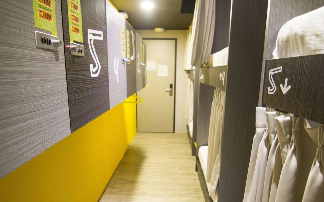 Uno Backpackers Inn