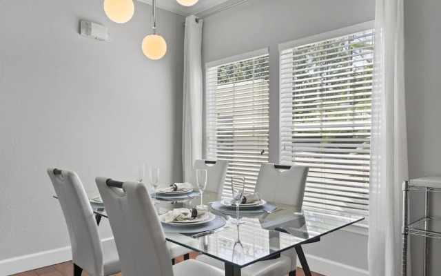 Lucaya Vacation Homes