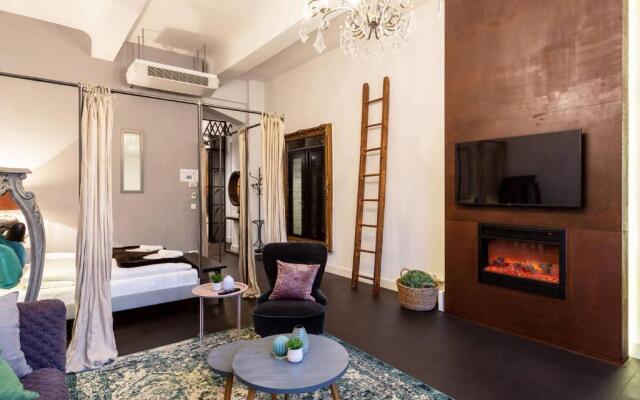 Your Instaworthy Astoria Loft Apartment