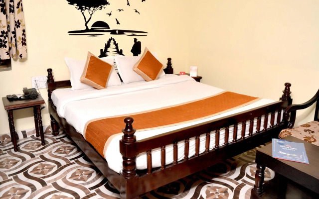 Hotel Grande Residency