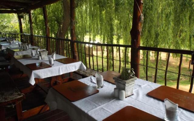 Old Mill Country Lodge & Restaurant