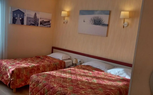 Hôtel SABLES D'O et son restaurant "LE 16 BIS"