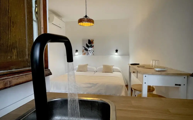 Los Chozos del Geoparque