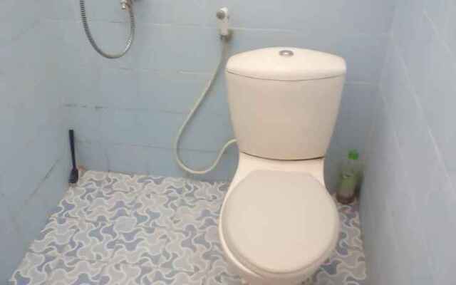 Simple Room At Tanjung Duren 647