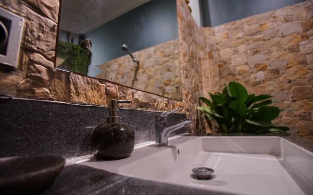 The Ocean Views Luxury Villas & Apartment