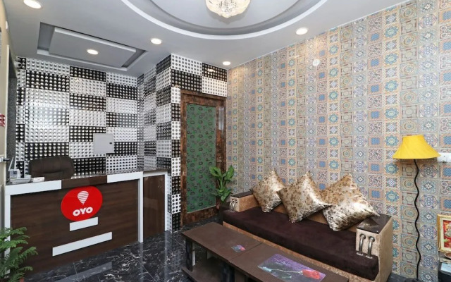 OYO Flagship 10223 Hotel Clouds 21