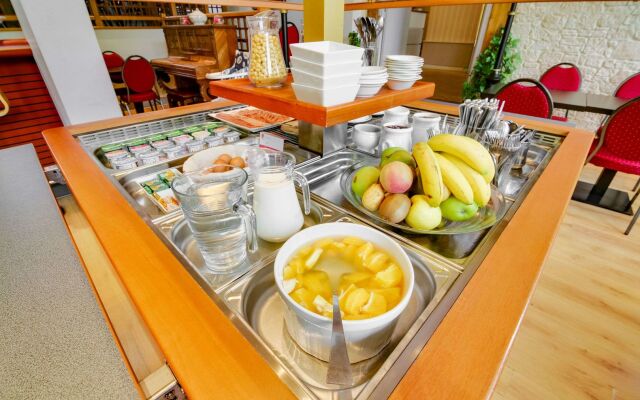 Brit Hotel Le Royal - Troyes