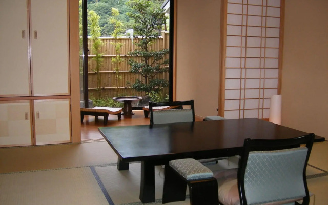 Ryotei Rangetsu