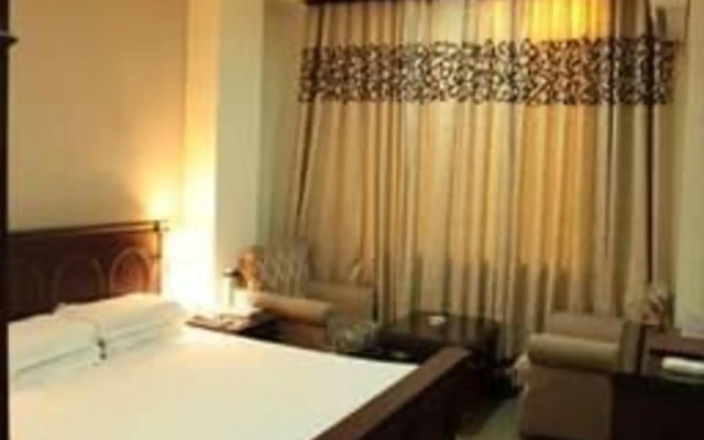 Hotel Rajmahal