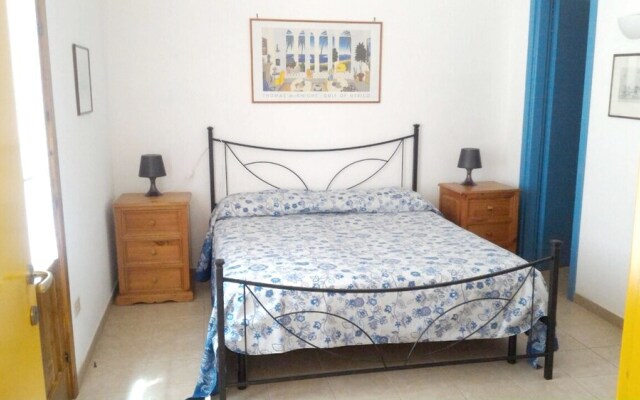 House With 2 Bedrooms in Carovigno, With Furnished Garden - 5 km From