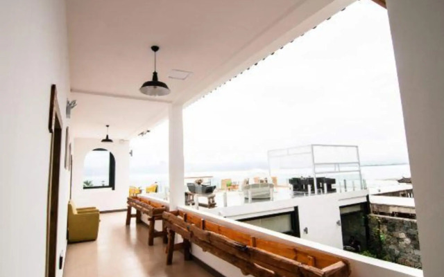 Dali Huayue Fanxing Sea View Inn