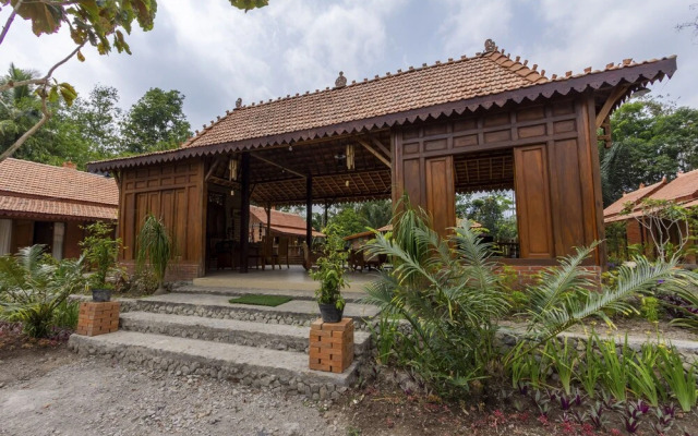 OYO 1558 Villa Mak Cik