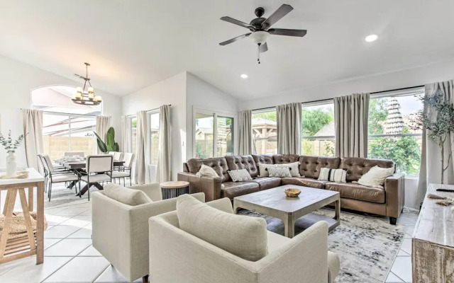 Beautiful Chandler Escape w/ Putting Green & Pool!