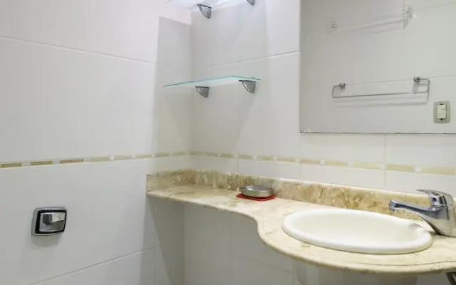 Omar do Rio - Apartamento BC33