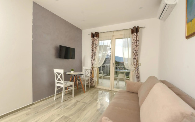 Sea Point Apart hotel Tivat